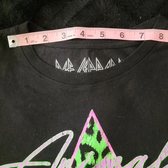 Def Leppard SM "Animal" Album Graphic Tee - Picture 6 of 10